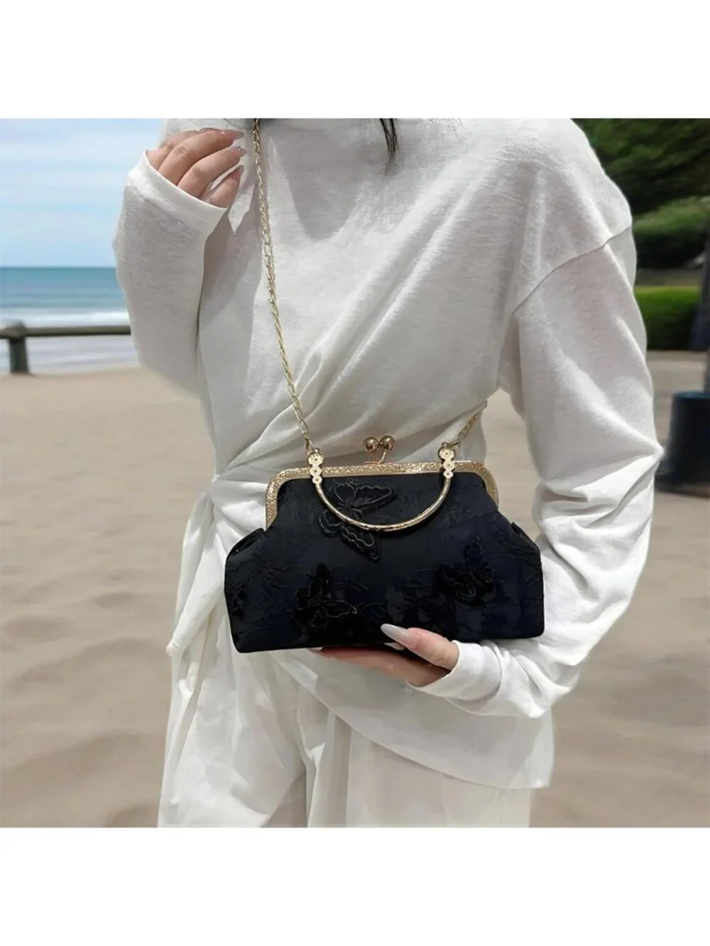 Chic Embroidered Butterfly Clutch Purse, Retro Crossbody Bag for Weddings